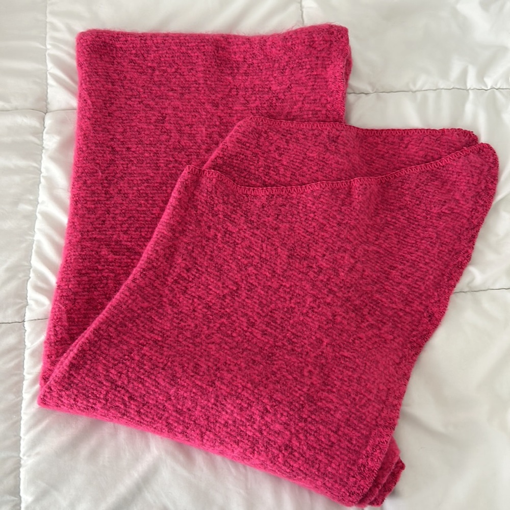 Nine West scarf